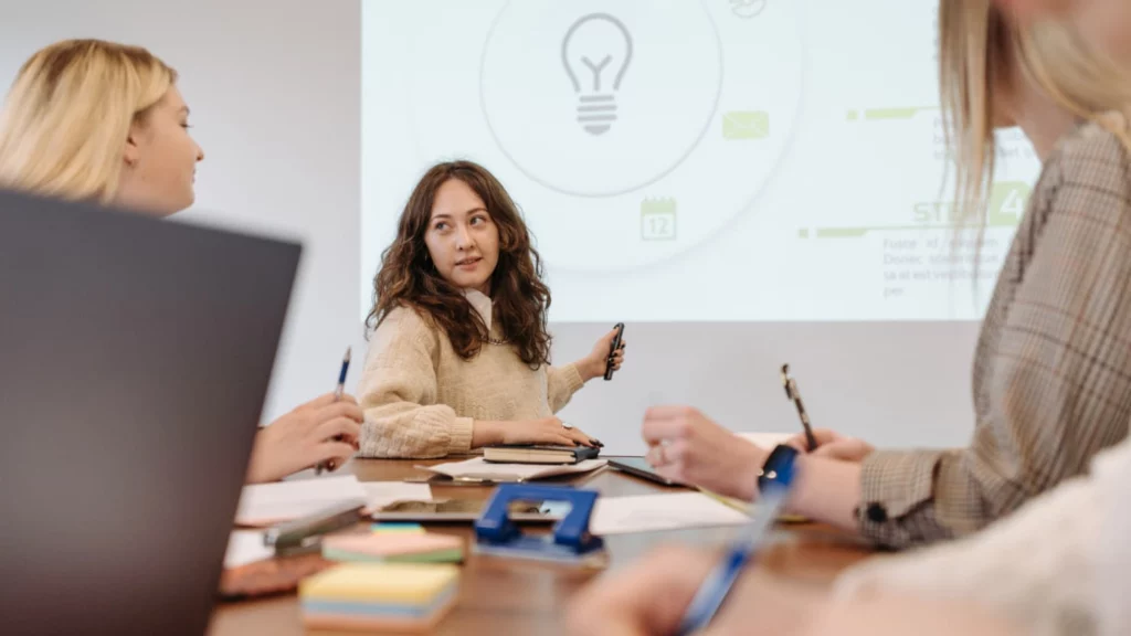 Salle Neptune et Mars pour vos événements au Luxembourg chez Eventify